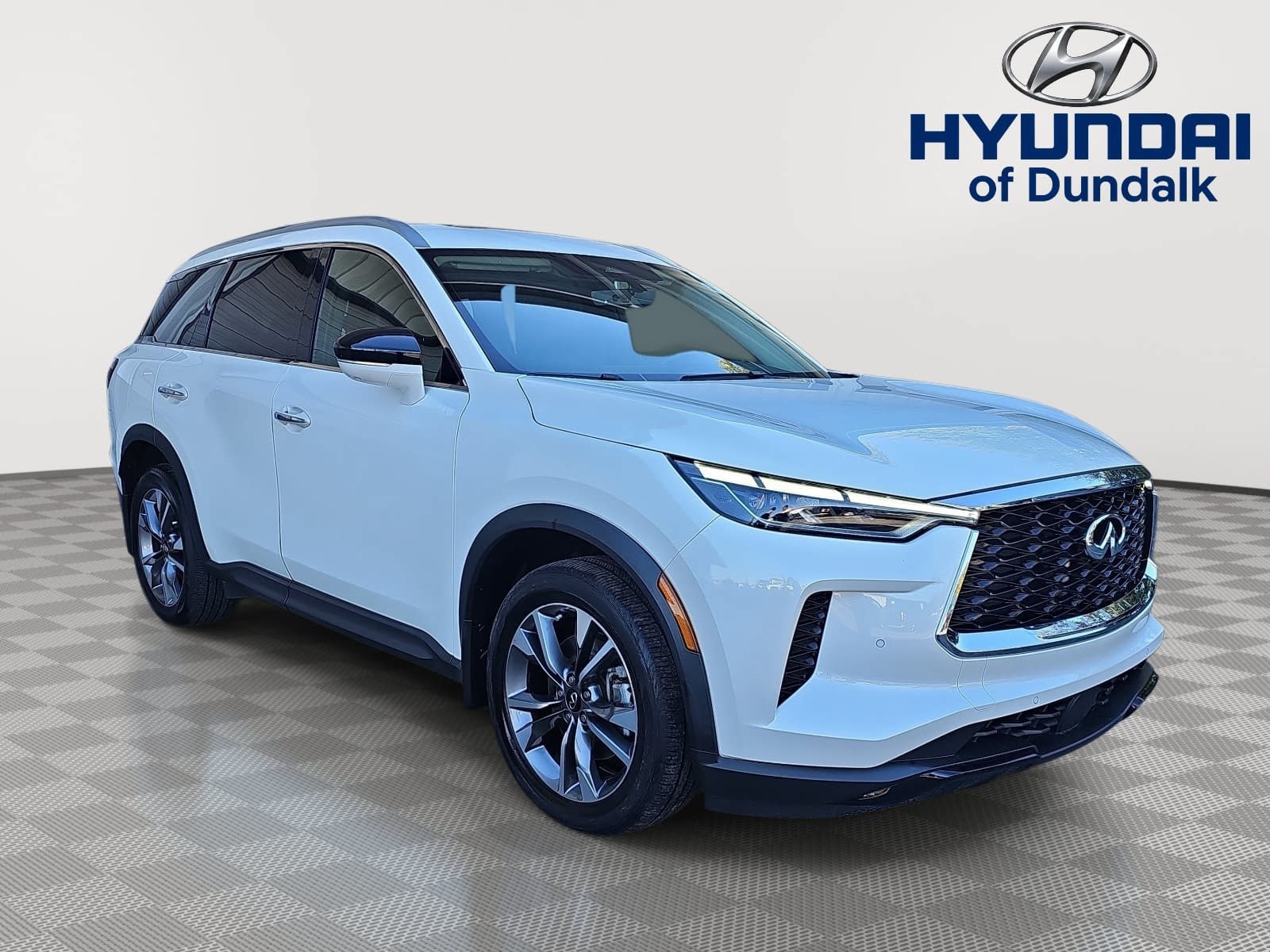 Used 2023 INFINITI QX60 Luxe w/ Cargo Package