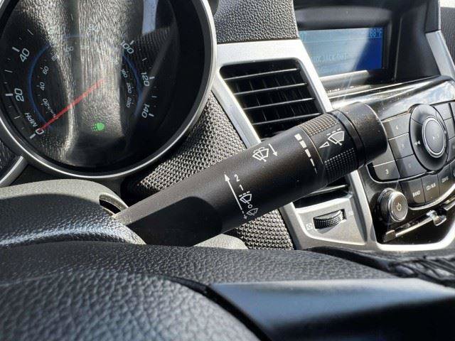 Used 2011 Chevrolet Cruze LT FWD image 24