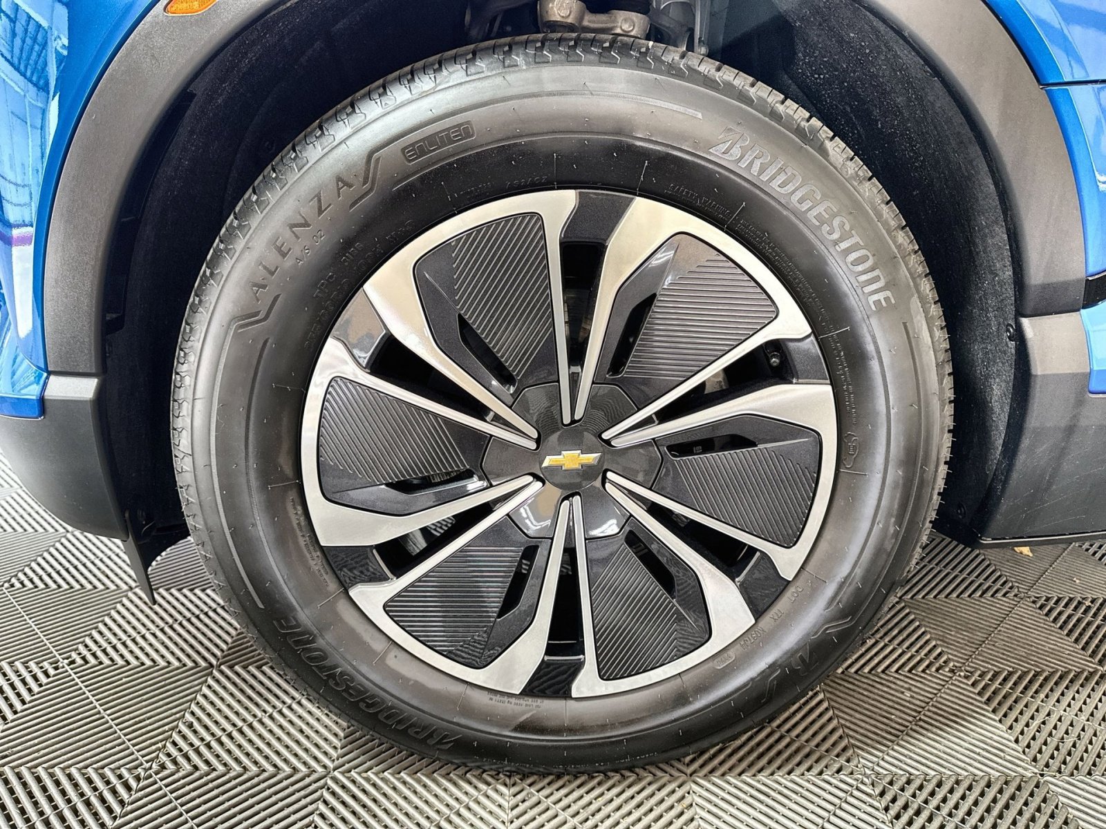 New 2025 Chevrolet Blazer EV LT image 12