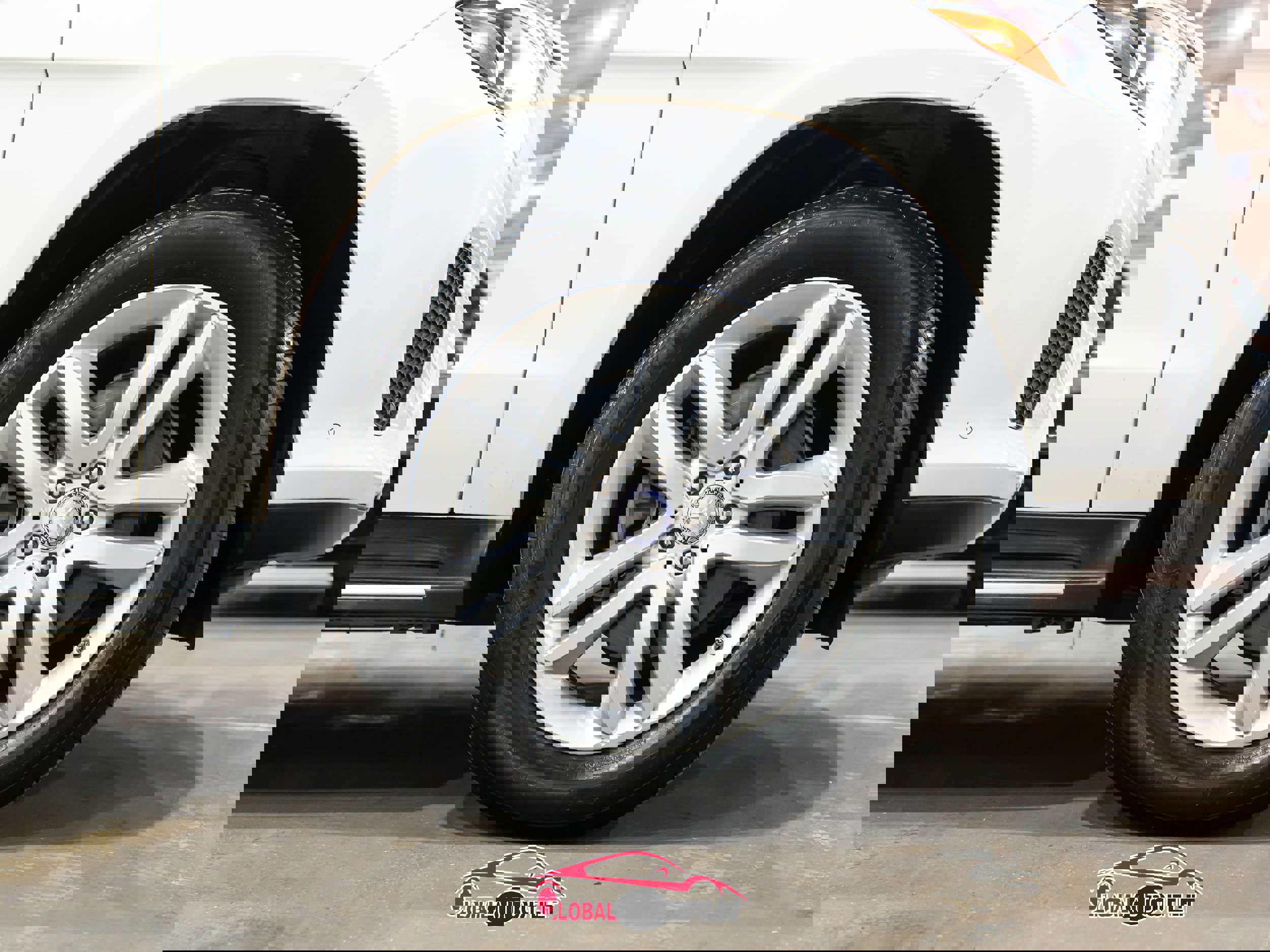 Used 2017 Mercedes-Benz GLS 450 4MATIC image 10