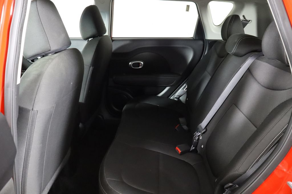Used 2019 Kia Soul FWD image 16