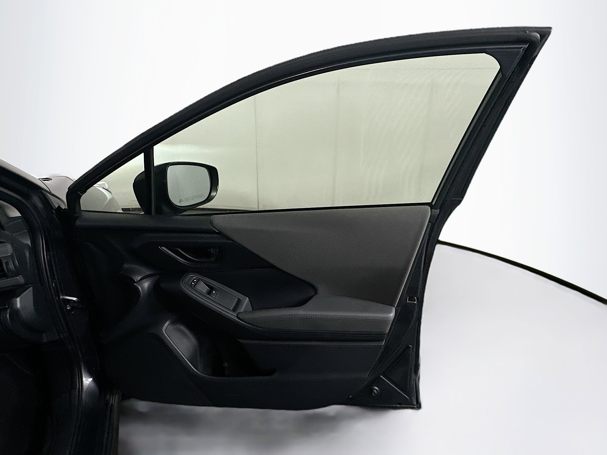 Used 2025 Subaru Crosstrek 2.0i Premium AWD/4WD image 30