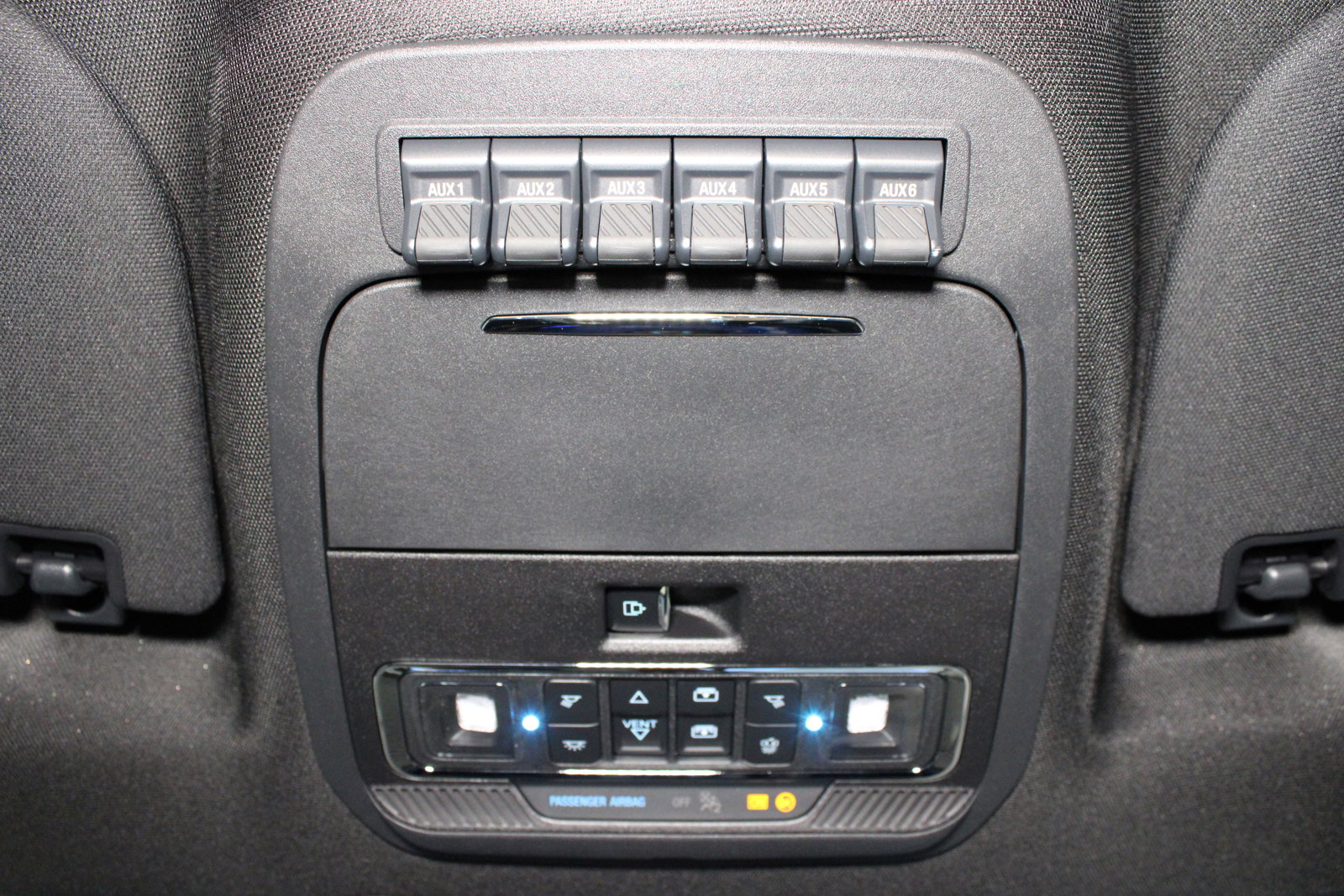 New 2025 Ford F350 Lariat w/ Lariat Ultimate Package image 17