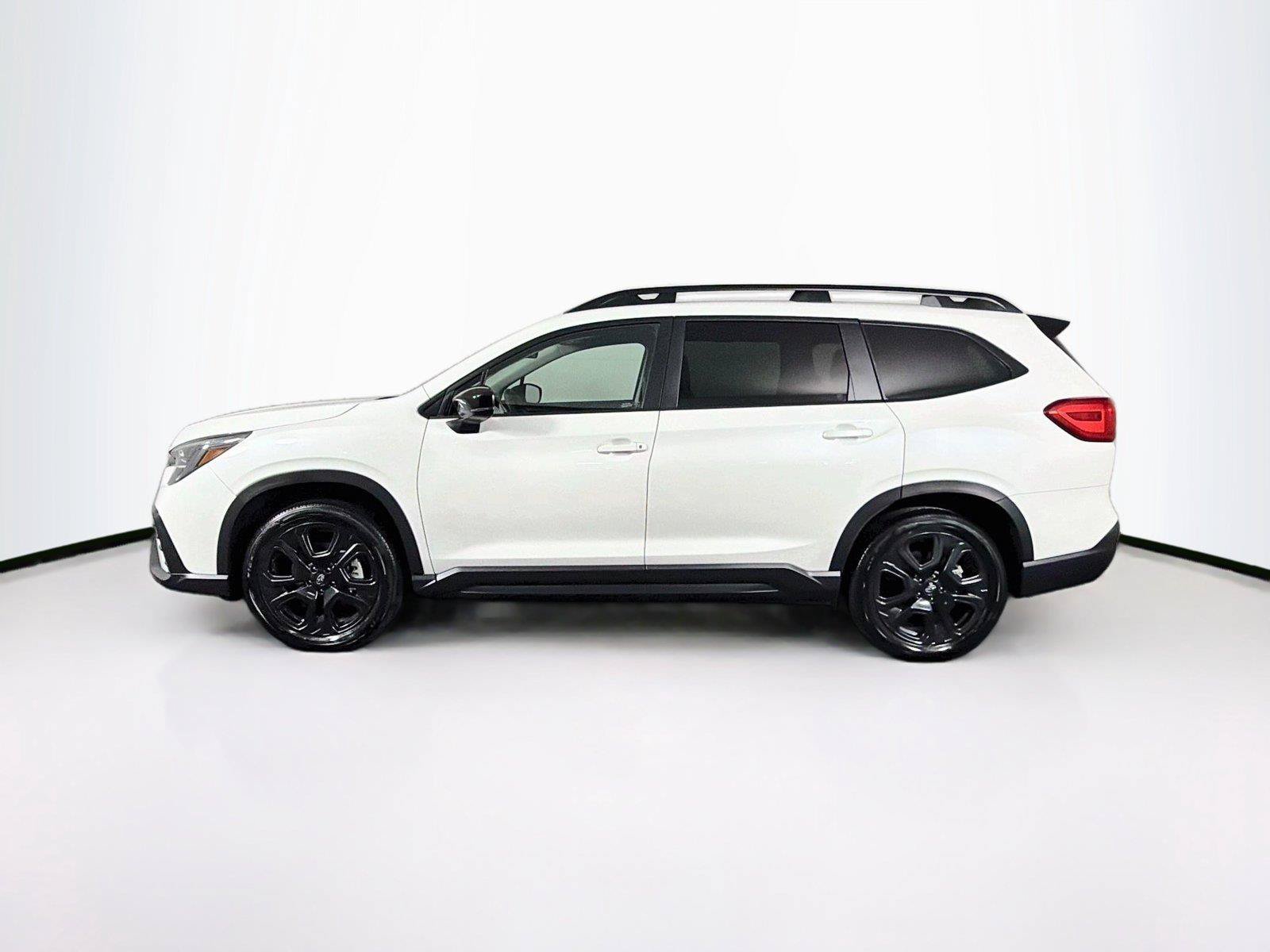 Used 2025 Subaru Ascent Onyx Edition AWD/4WD image 8