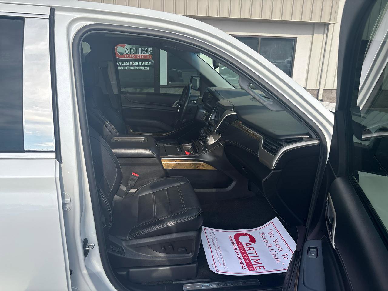 Used 2016 GMC Yukon Denali w/ Open Road Package image 16