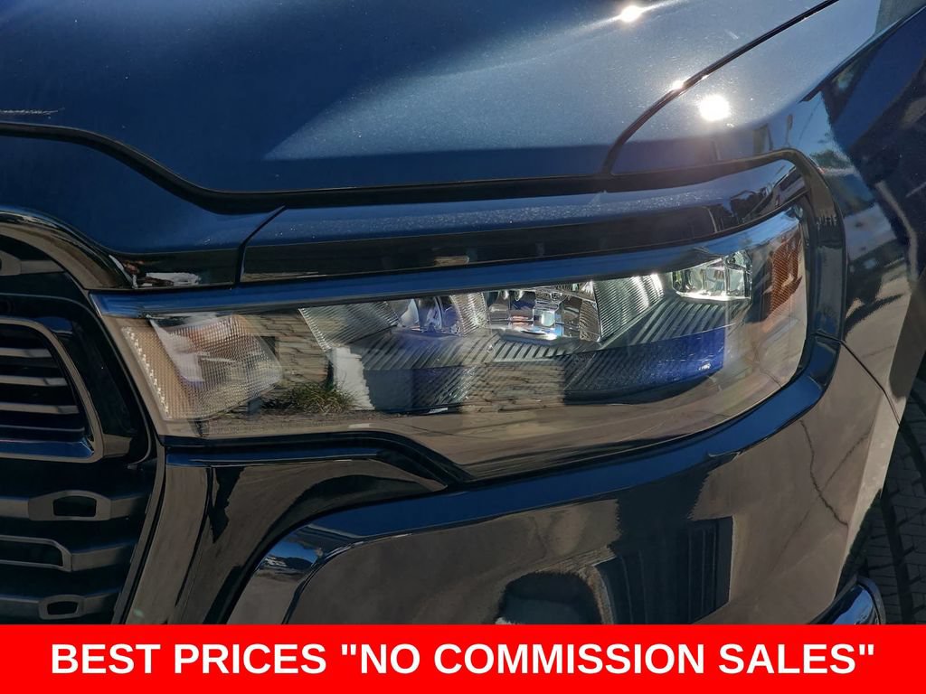 New 2026 RAM 1500 Express AWD/4WD image 32