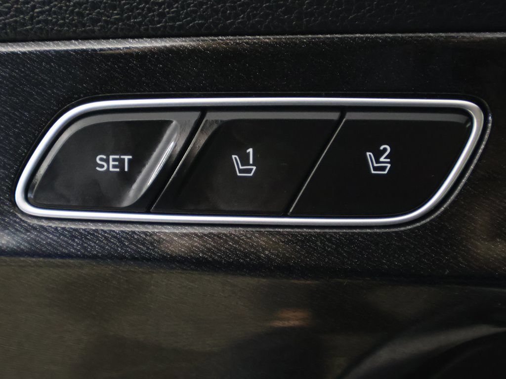 Used 2021 Hyundai Palisade Limited AWD/4WD image 46