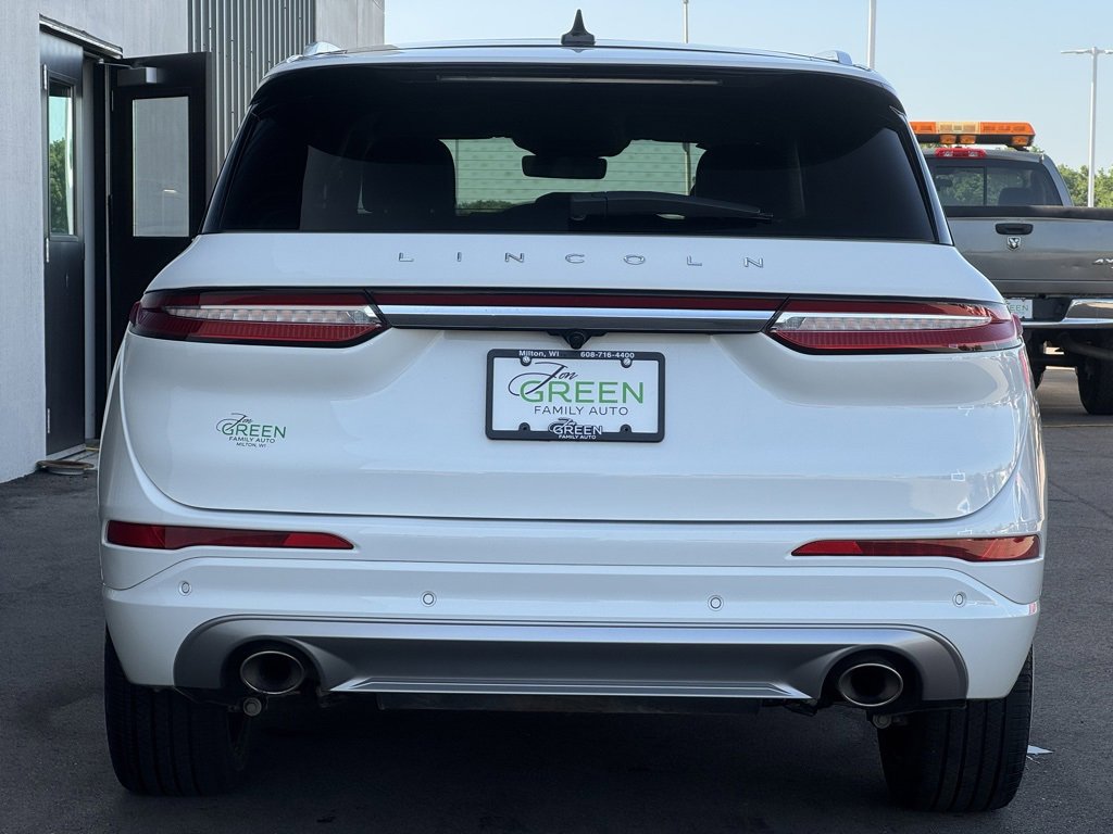 Used 2022 Lincoln Corsair Reserve w/ Equipment Group 201A image 8