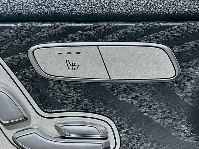 Used 2015 Mercedes-Benz C 300 4MATIC Sedan image 21