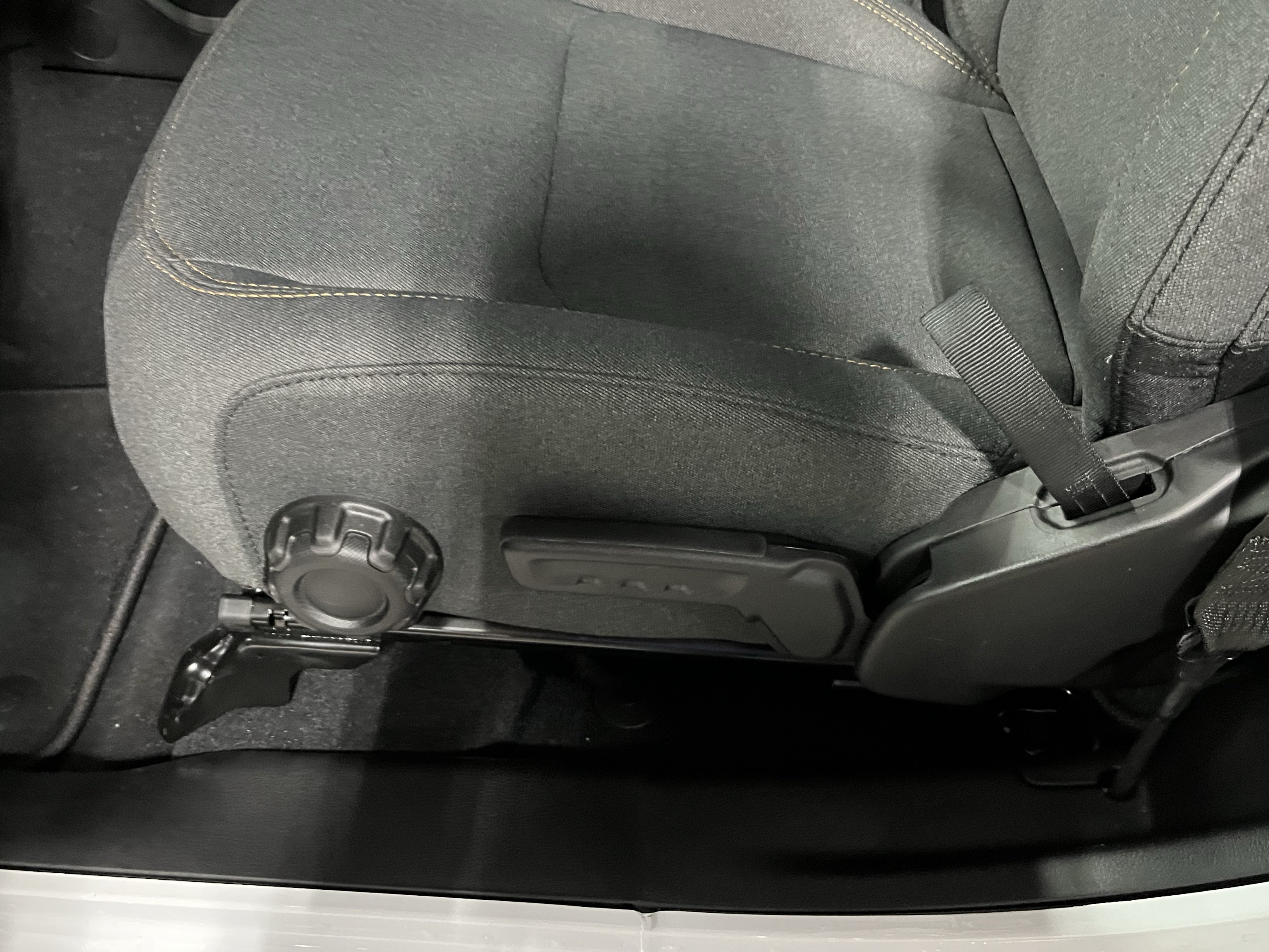 New 2026 Jeep Wrangler Sport AWD/4WD image 15