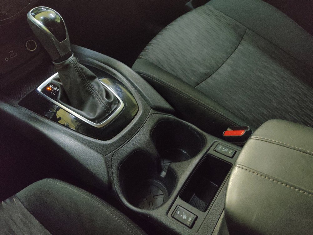 Used 2020 Nissan Rogue S w/ Special Edition Package FWD image 26
