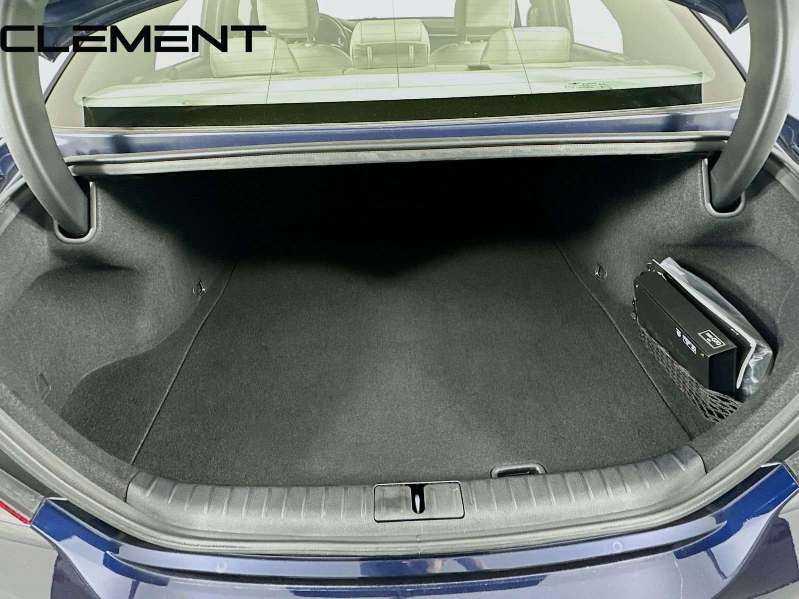 Used 2023 Genesis G70 2.0T RWD image 11