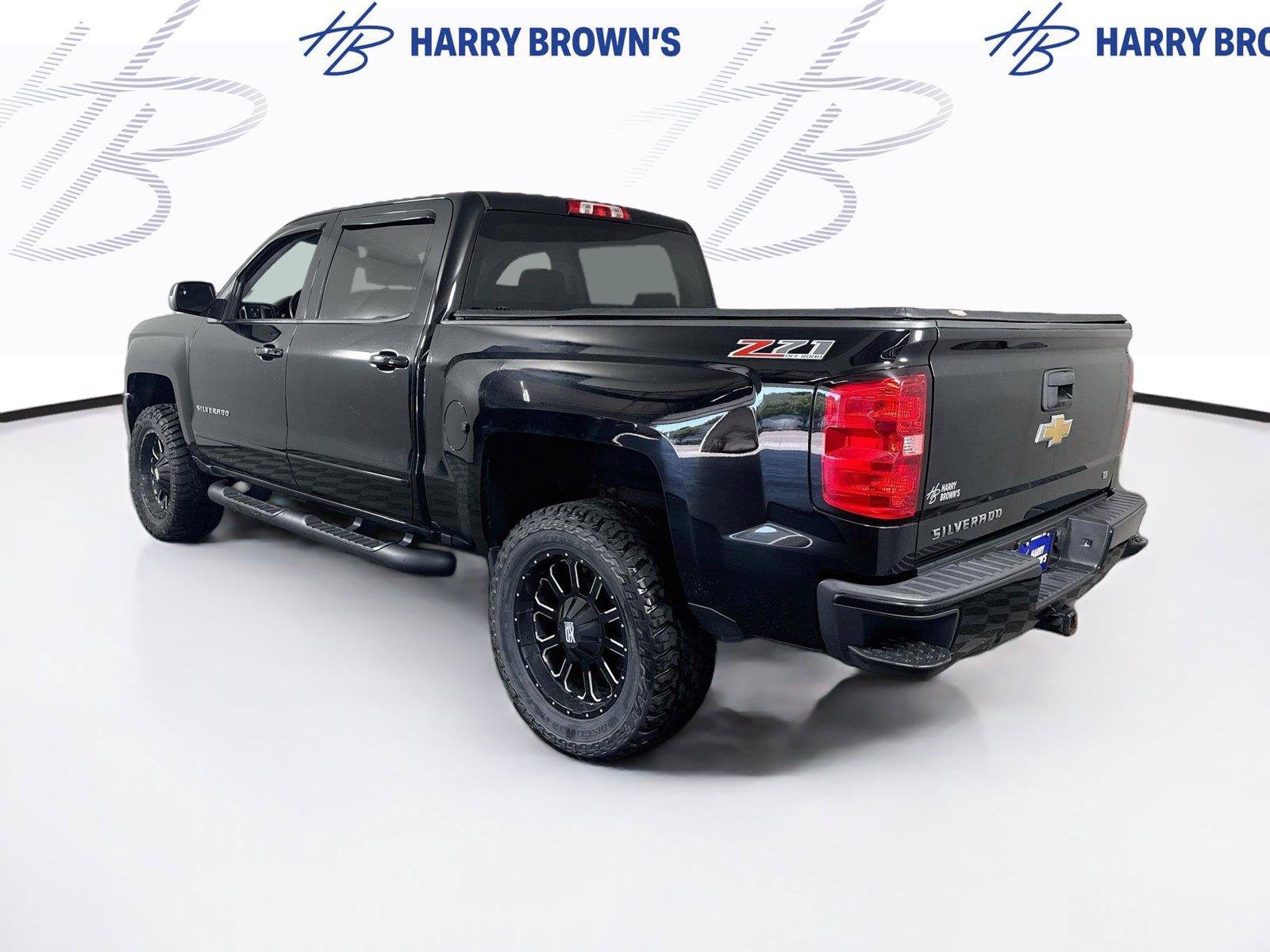 Used 2017 Chevrolet Silverado 1500 LT w/ All Star Edition AWD/4WD image 28