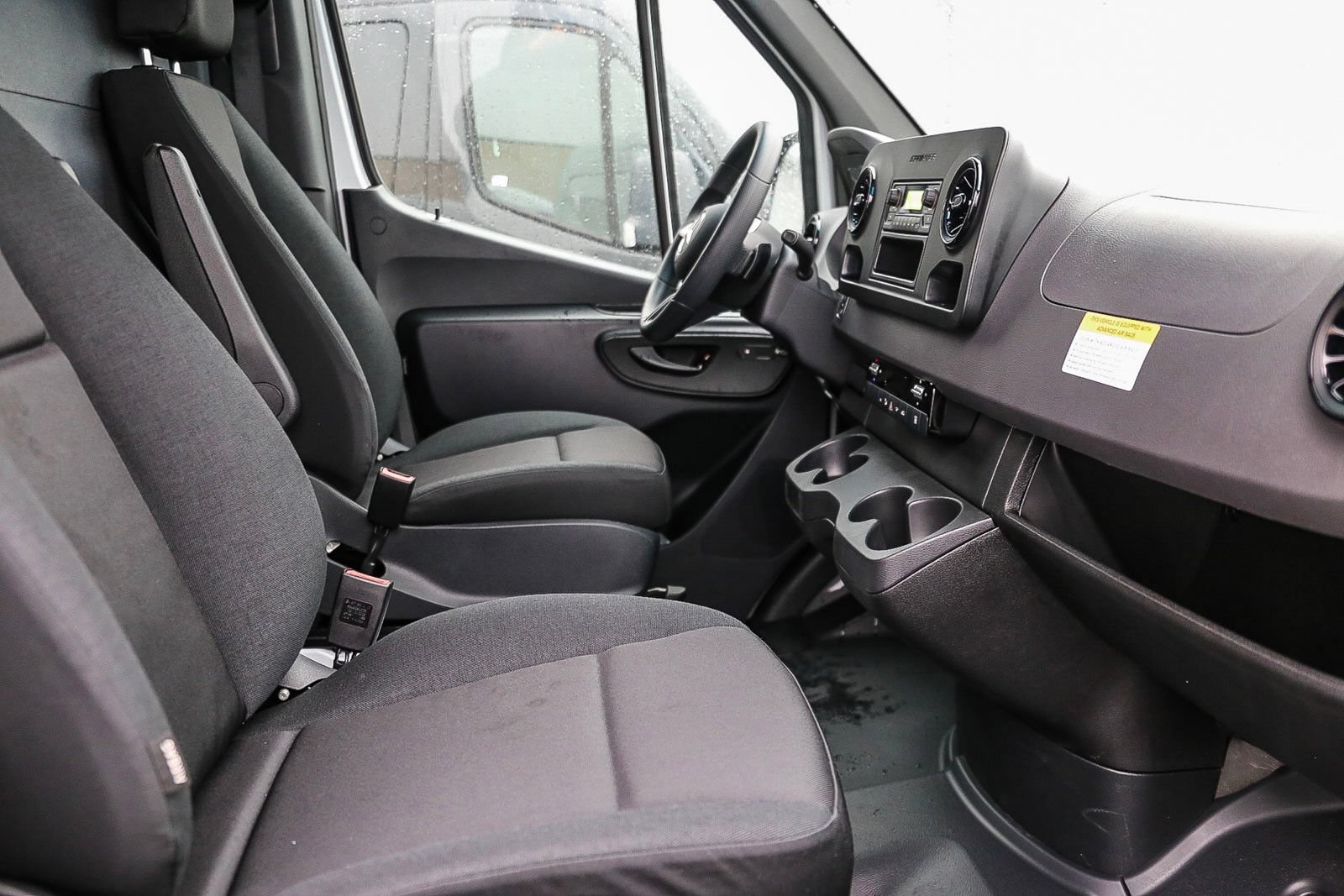 New 2024 Mercedes-Benz eSprinter 170 Cargo image 15