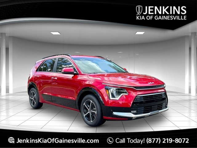 New 2025 Kia Niro SX