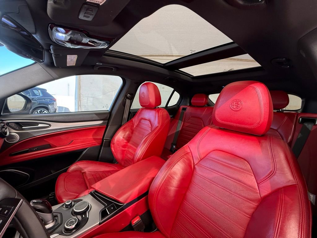 Used 2019 Alfa Romeo Stelvio Ti Sport w/ Quick Order Package 22S Sport image 28