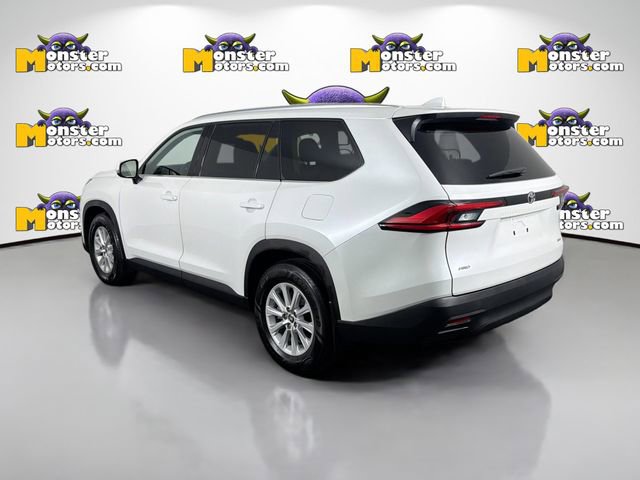 Used 2024 Toyota Grand Highlander XLE image 7