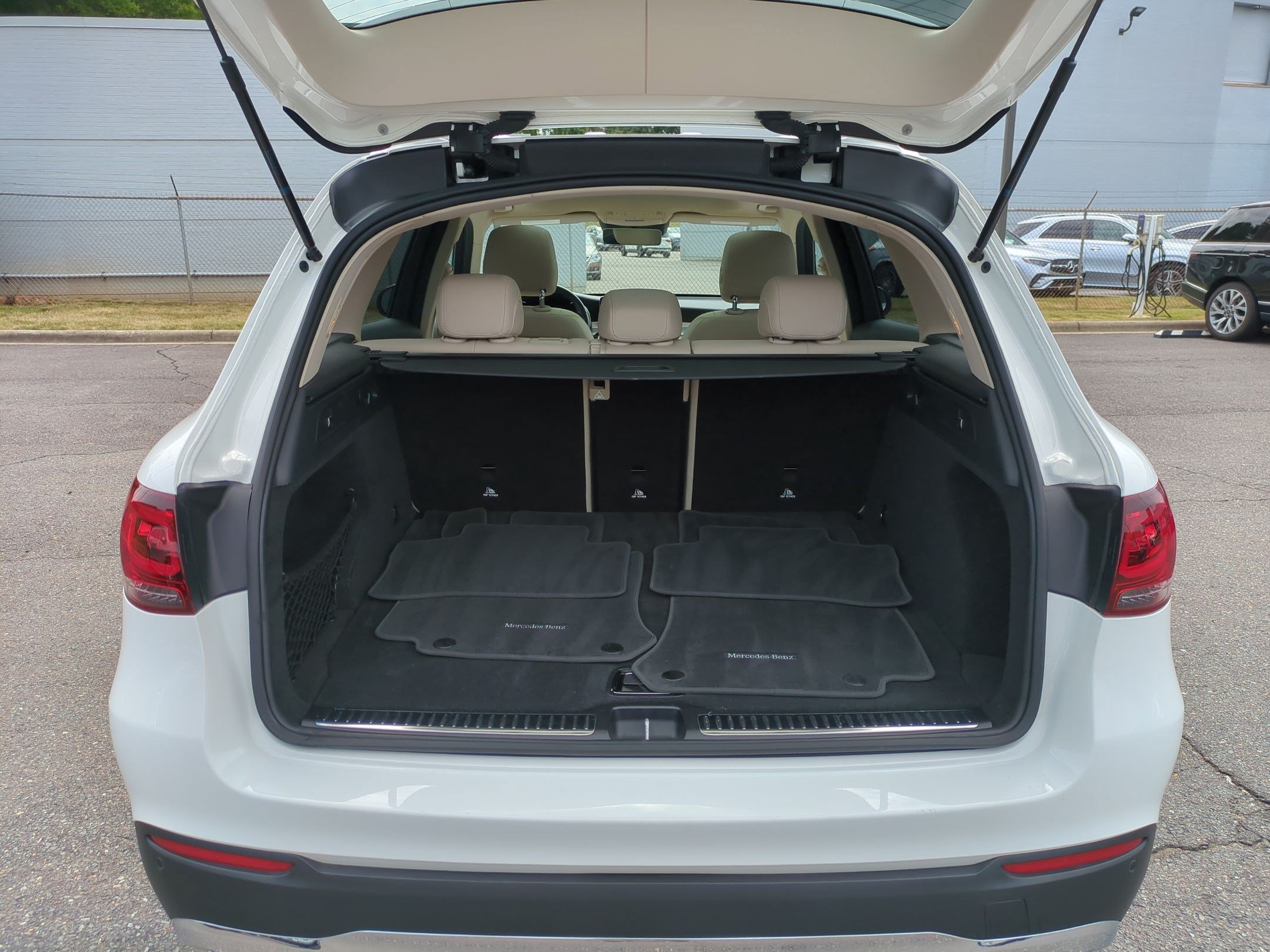 Certified 2022 Mercedes-Benz GLC 300 image 32