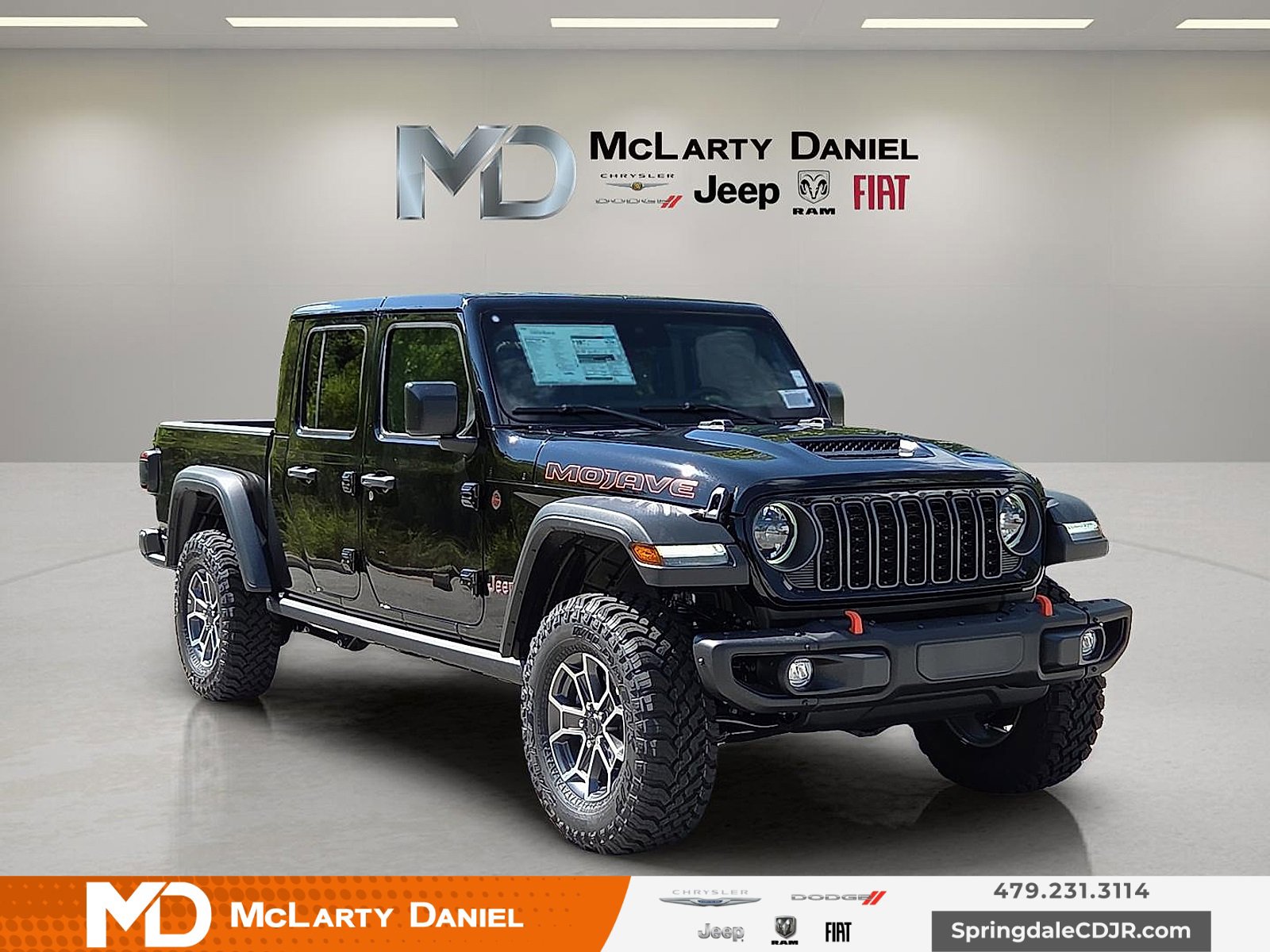 New 2025 Jeep Gladiator Mojave w/ Steel Bumper Group