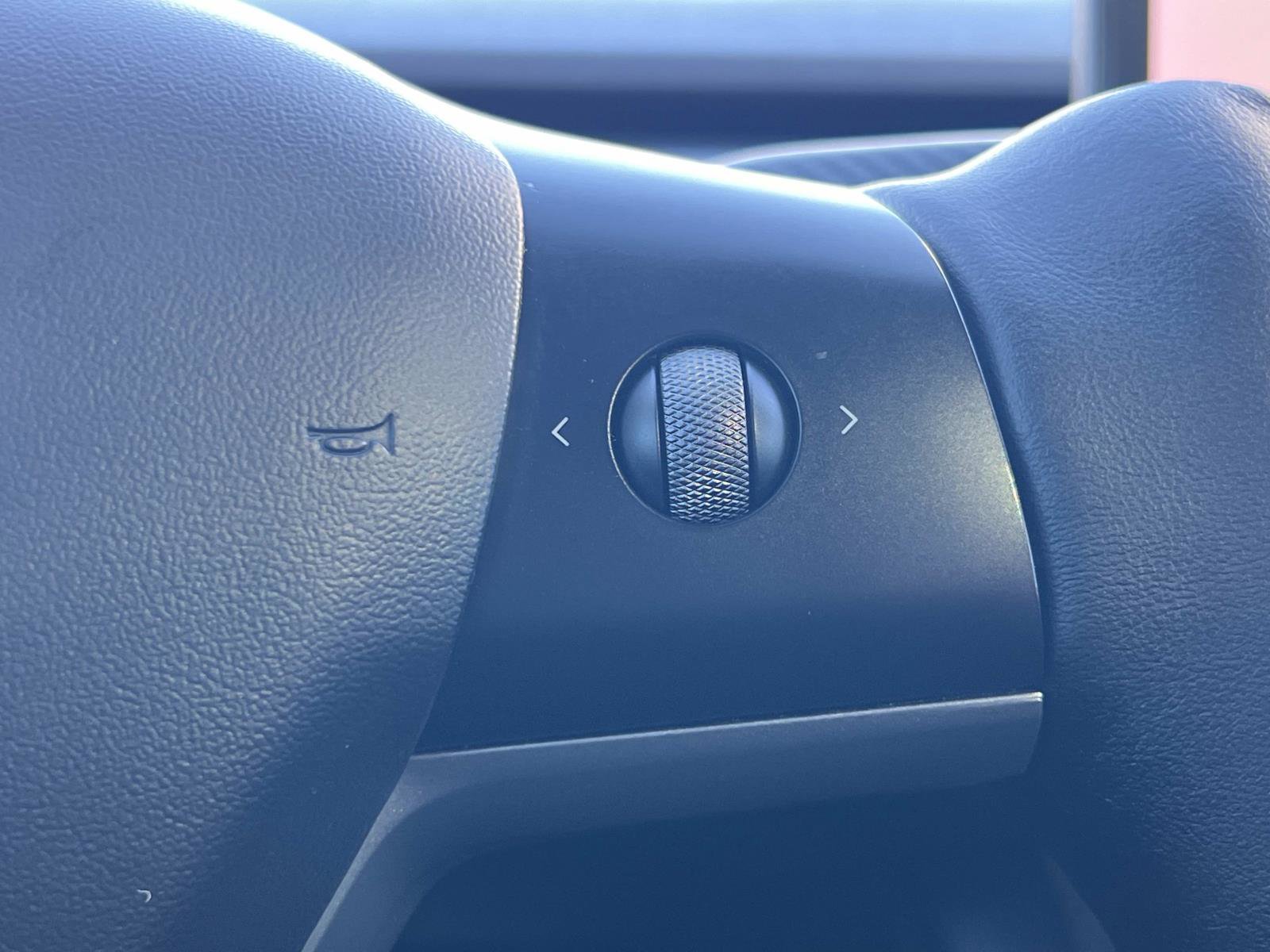 Used 2021 Tesla Model 3 Standard Range Plus image 10