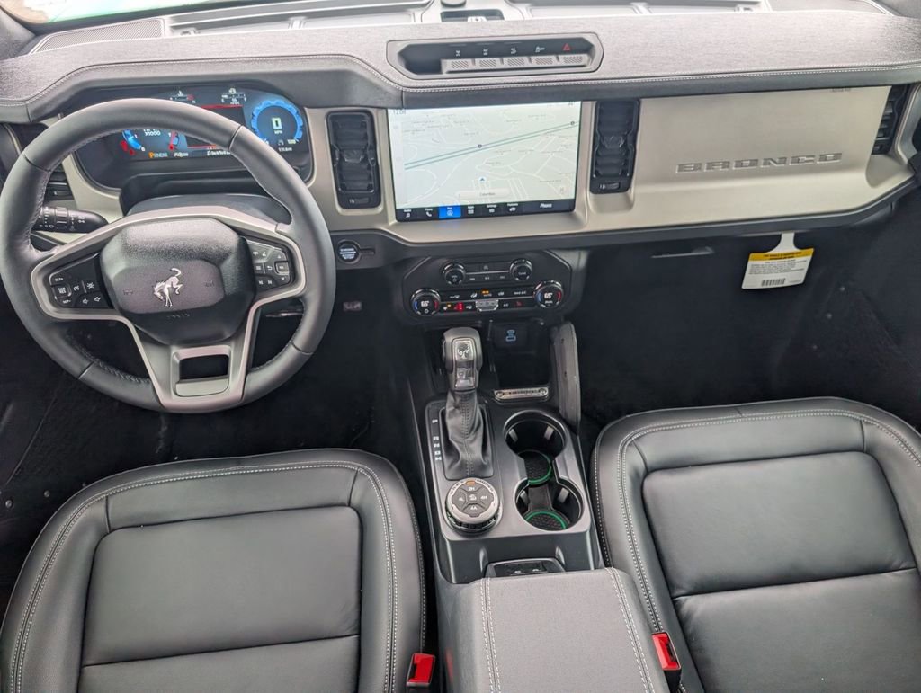 New 2025 Ford Bronco Outer Banks w/ Sasquatch Package image 38