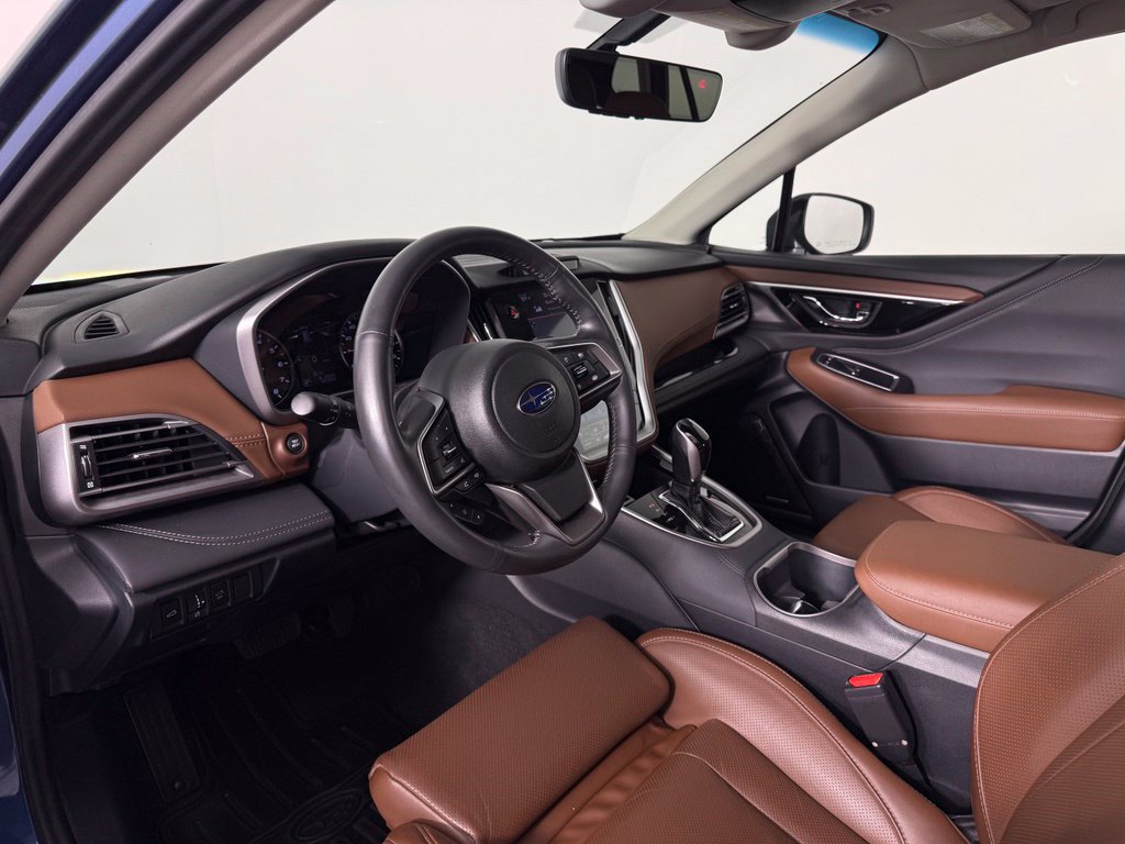 Used 2020 Subaru Outback Touring XT AWD/4WD image 4