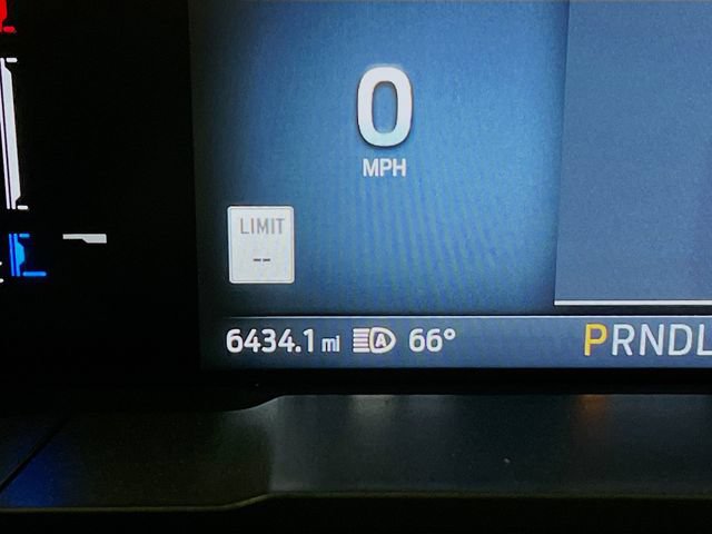 Used 2026 Ford Maverick Lariat AWD/4WD image 15