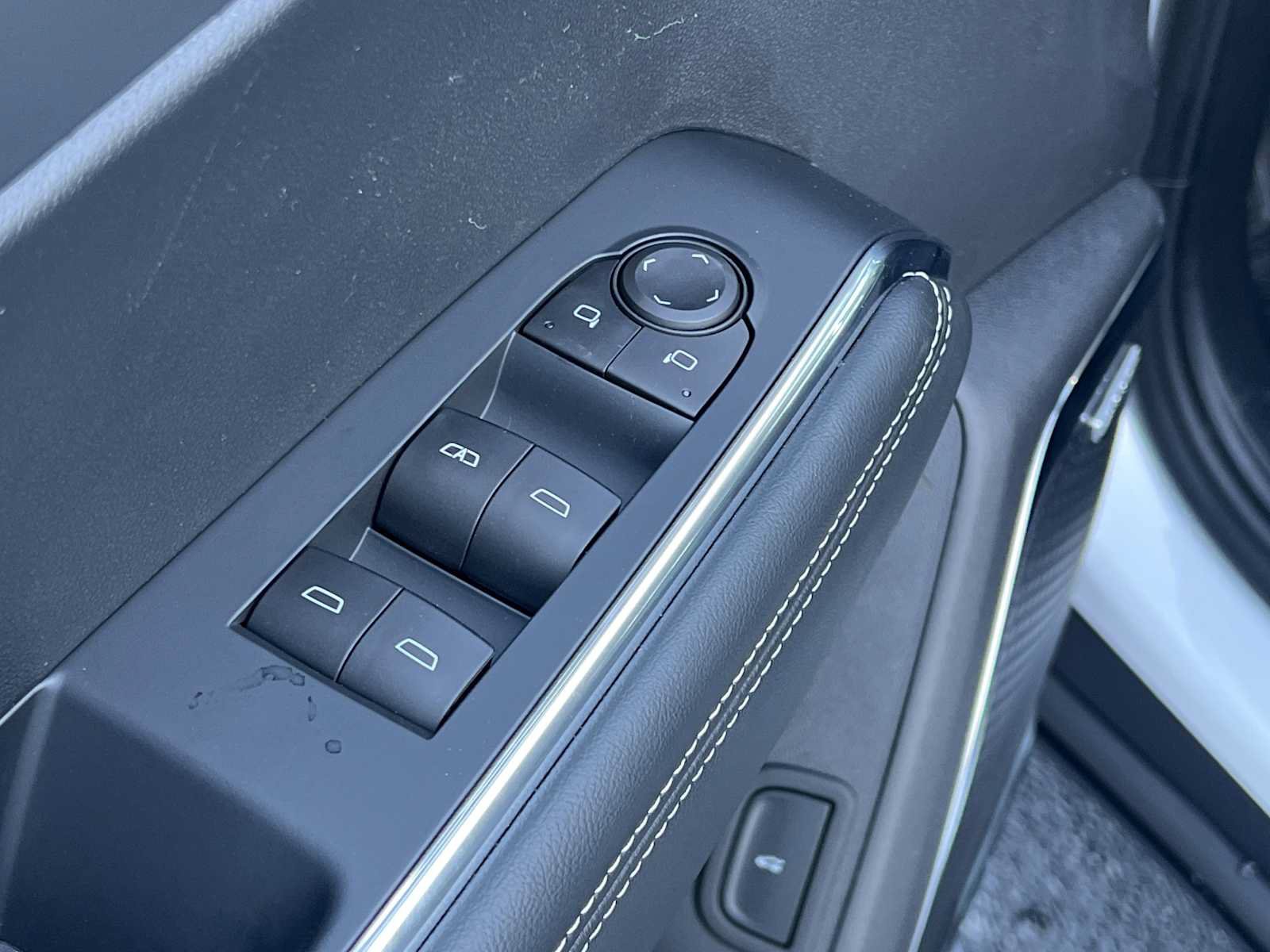 New 2026 GMC Acadia Elevation w/ Black Edition FWD image 16