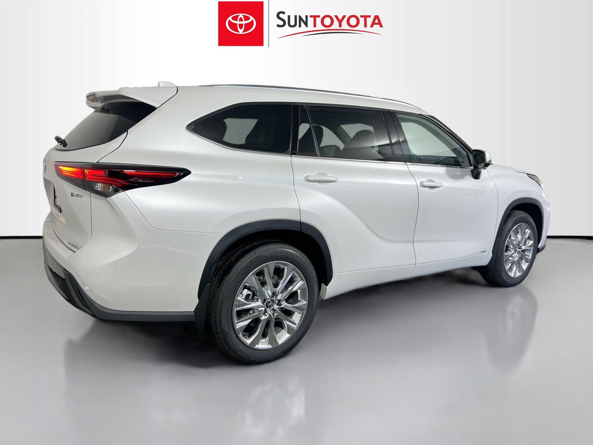 New 2026 Toyota Highlander Limited AWD/4WD image 4