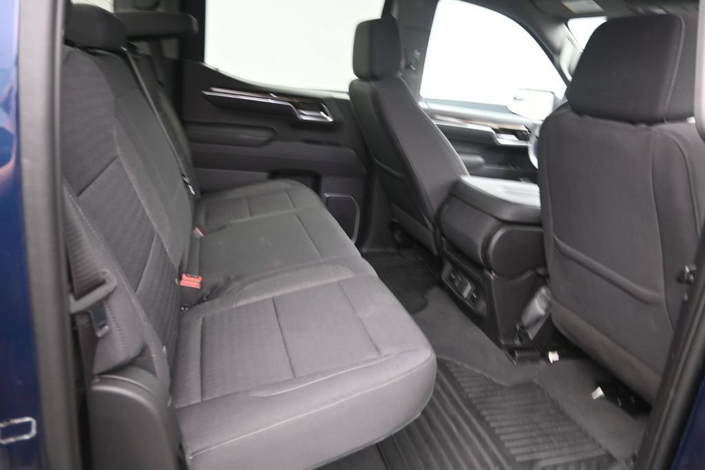 Used 2023 GMC Sierra 1500 SLE AWD/4WD image 13