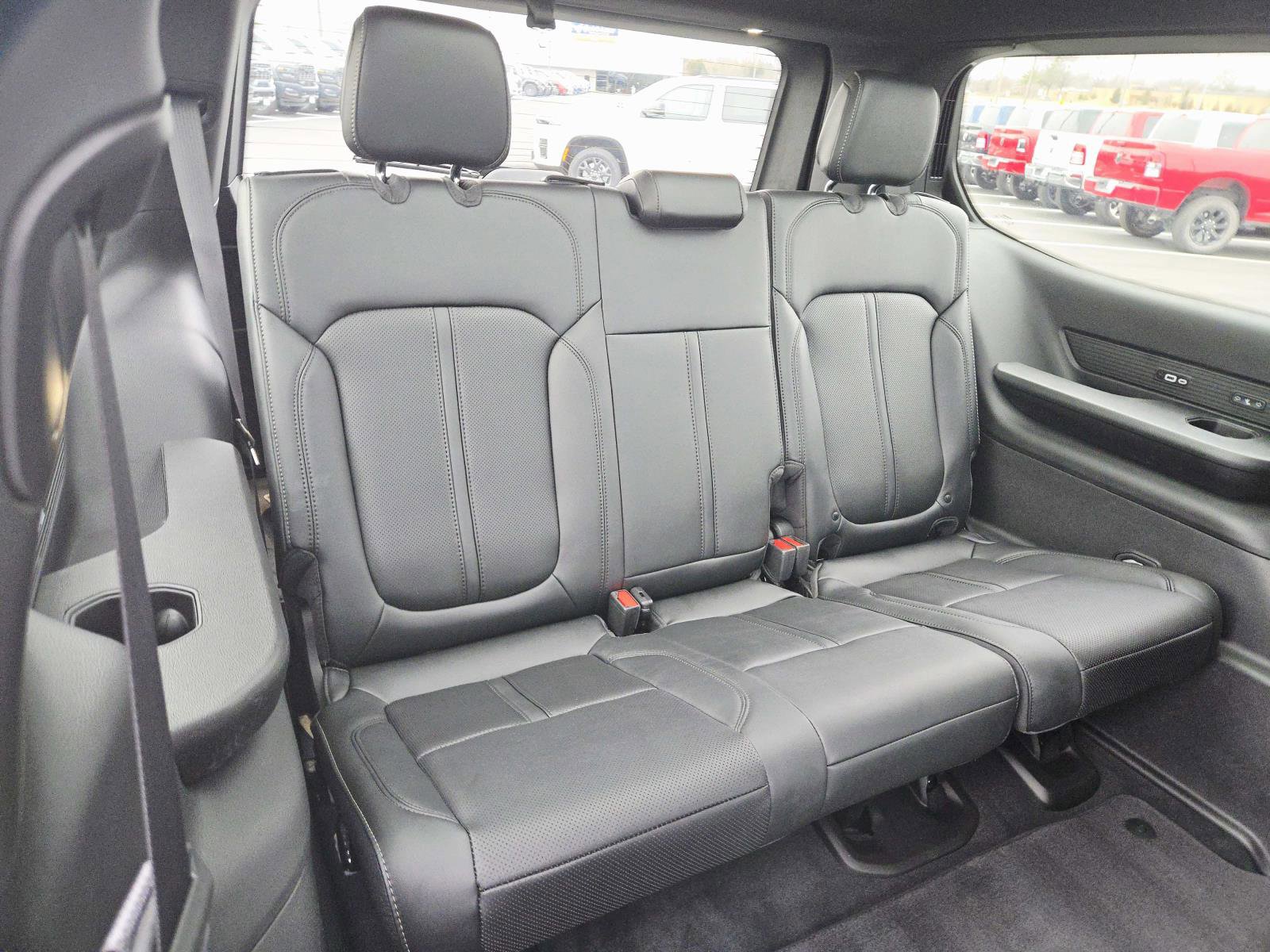 New 2026 Jeep Grand Wagoneer Limited w/ Premium Group II image 17