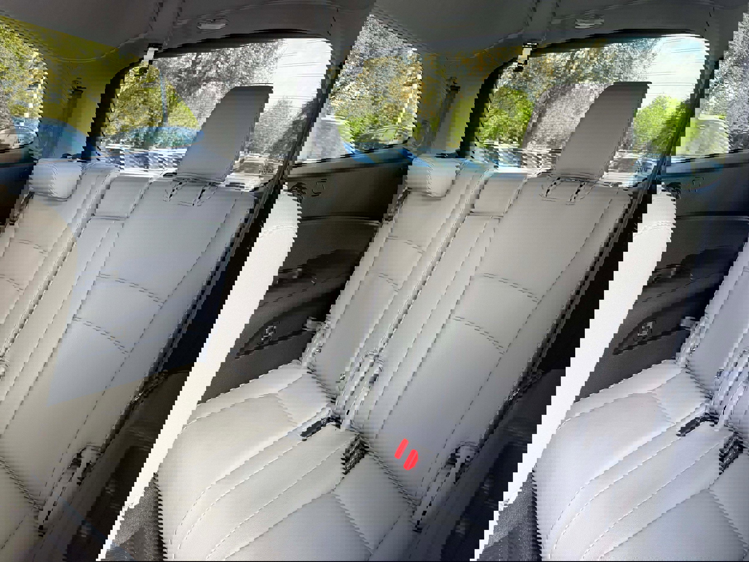 Used 2020 Honda Pilot Touring image 15