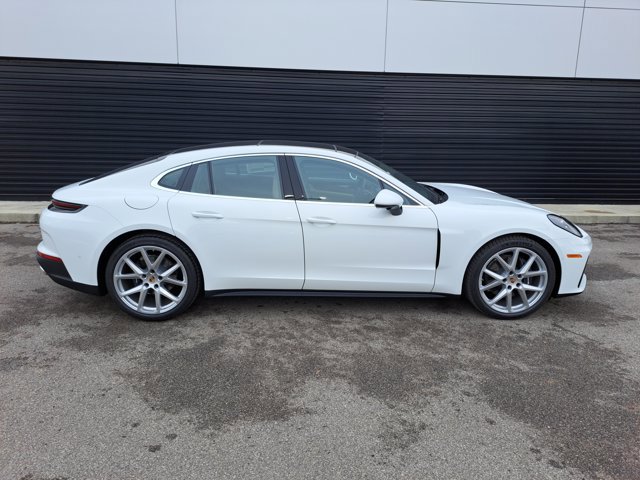 New 2026 Porsche Panamera 4 image 8