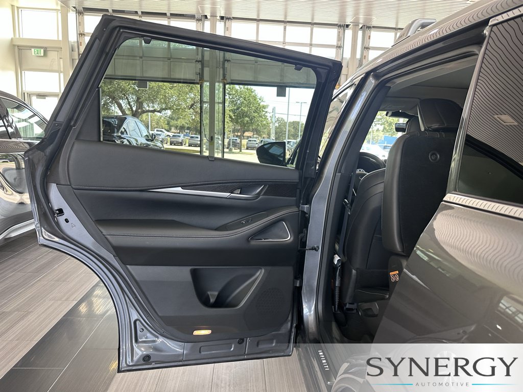 Certified 2025 INFINITI QX60 Sensory w/ Vision Package AWD/4WD image 34