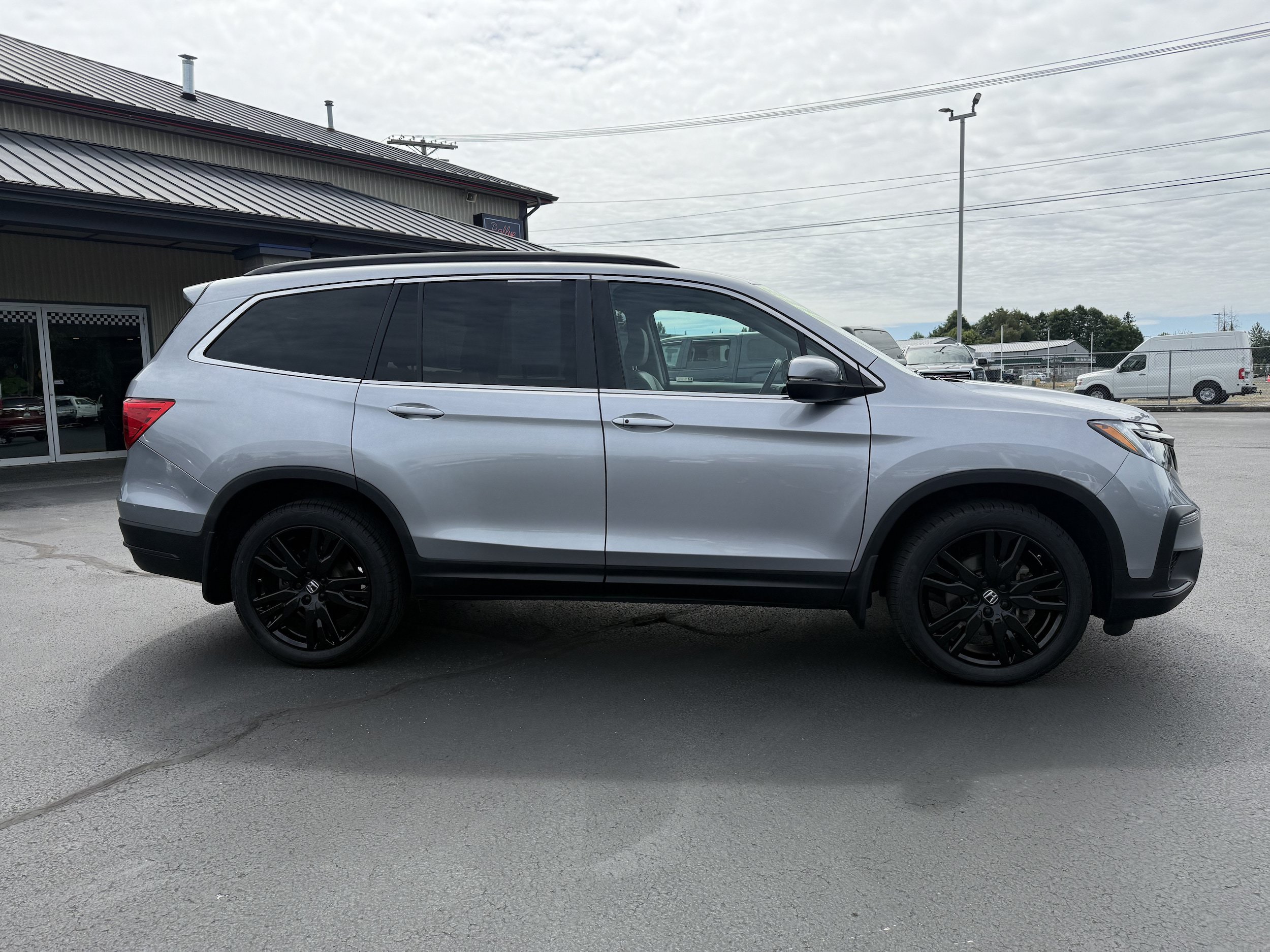Used 2021 Honda Pilot Special Edition image 4
