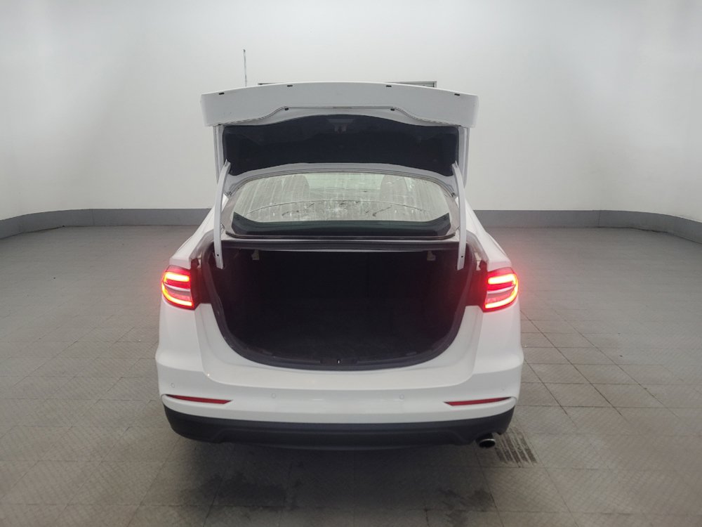 Used 2020 Ford Fusion SEL FWD image 29