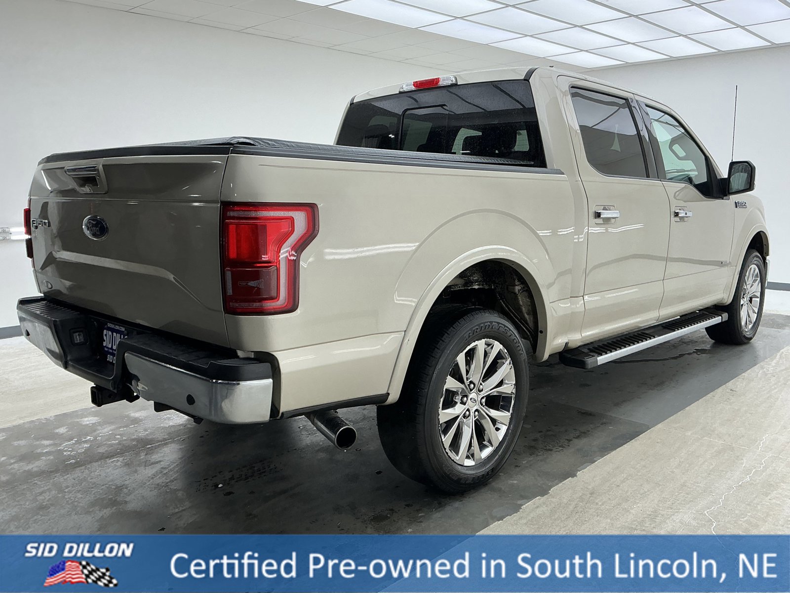Used 2017 Ford F150 Lariat w/ Equipment Group 502A Luxury image 4