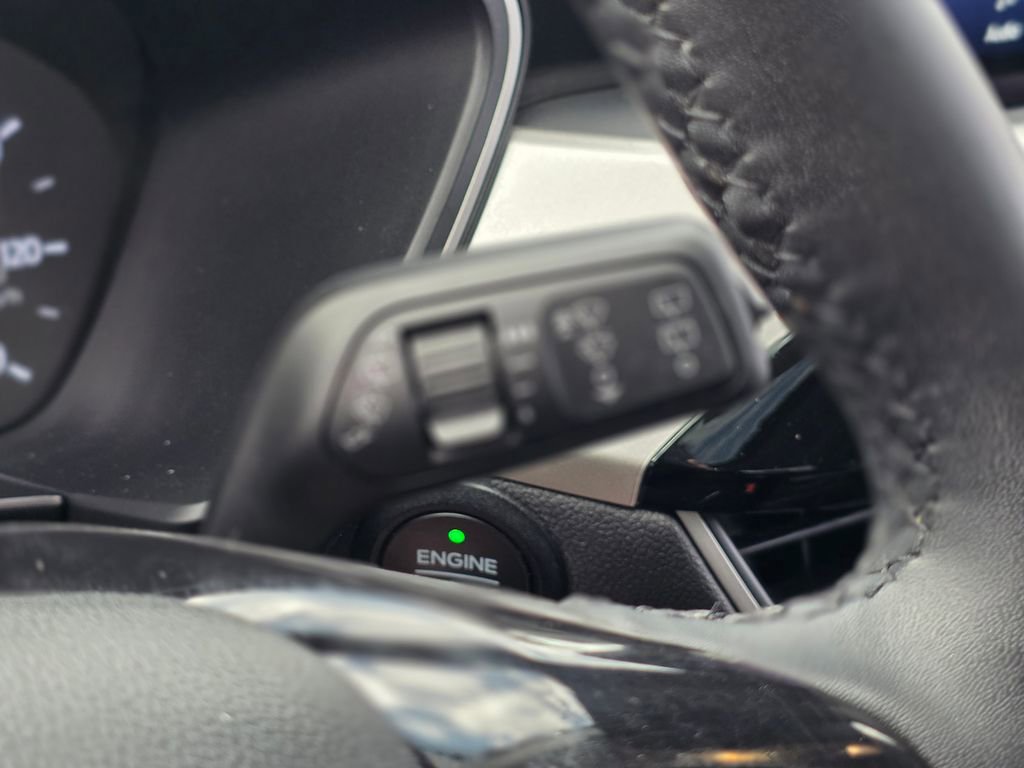 Used 2022 Ford Escape SEL image 35