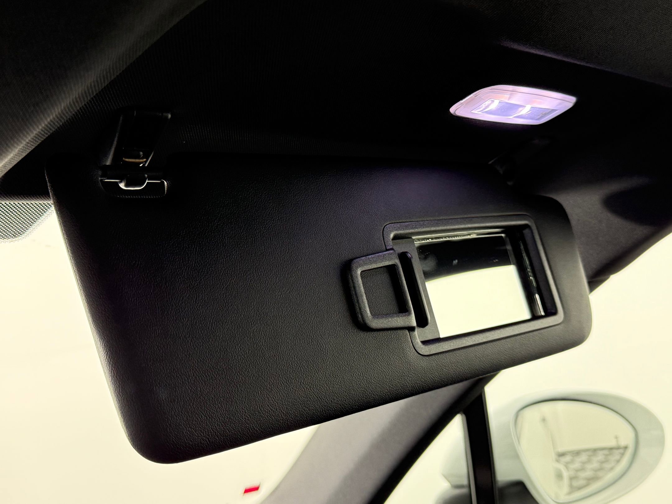 New 2025 Porsche Macan Electric image 31