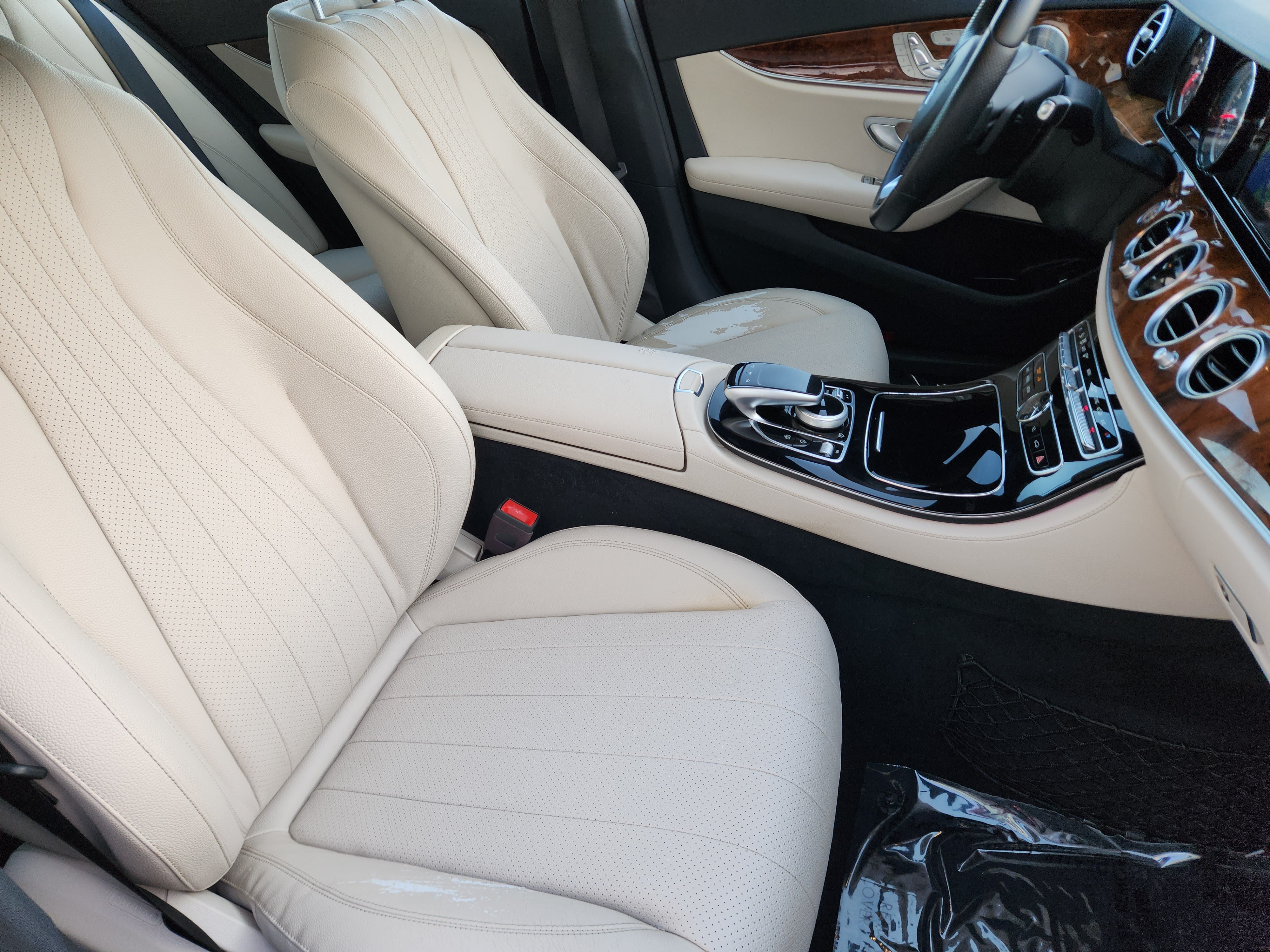Used 2018 Mercedes-Benz E 300 image 13
