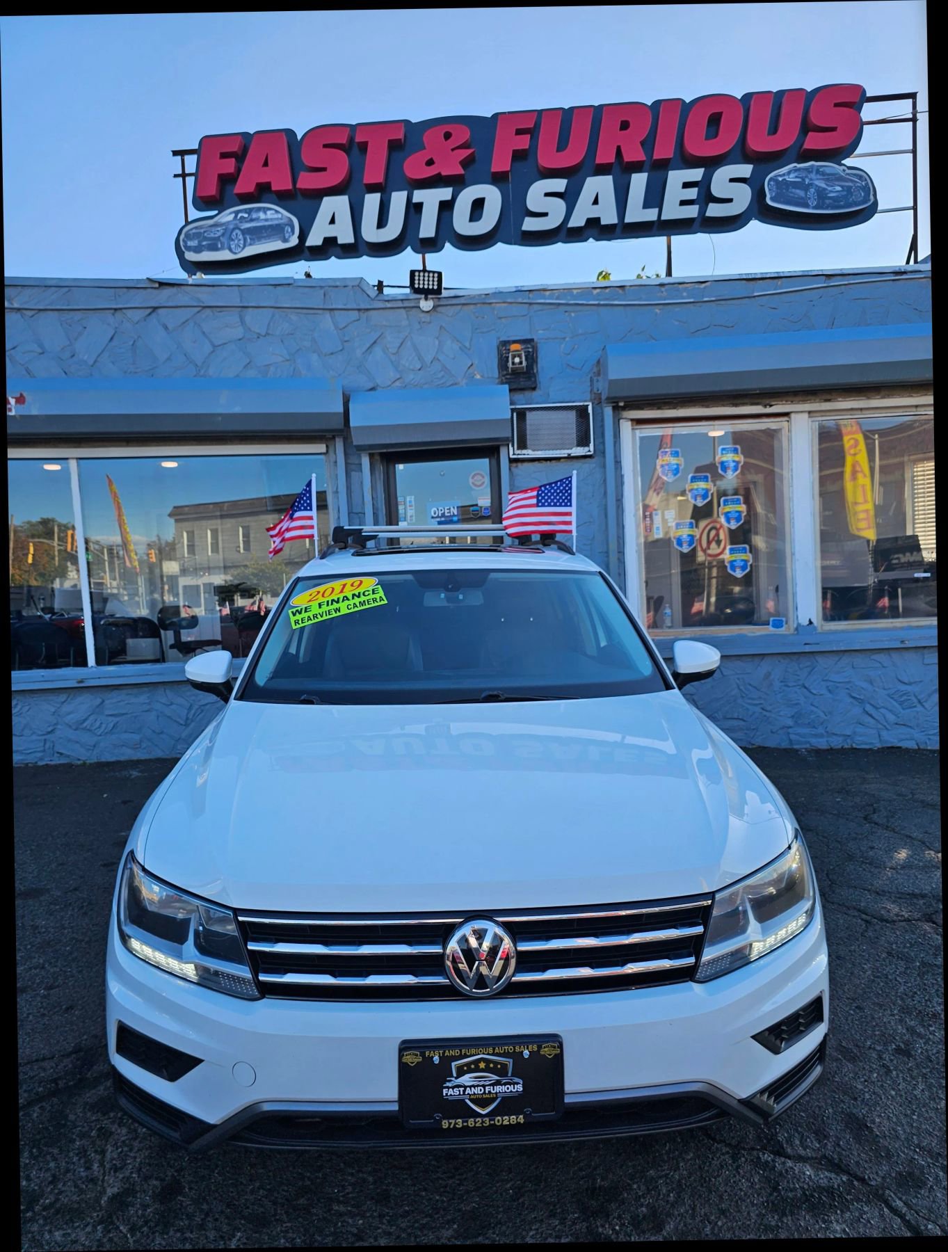 Used 2019 Volkswagen Tiguan SE w/ Panoramic Sunroof Package