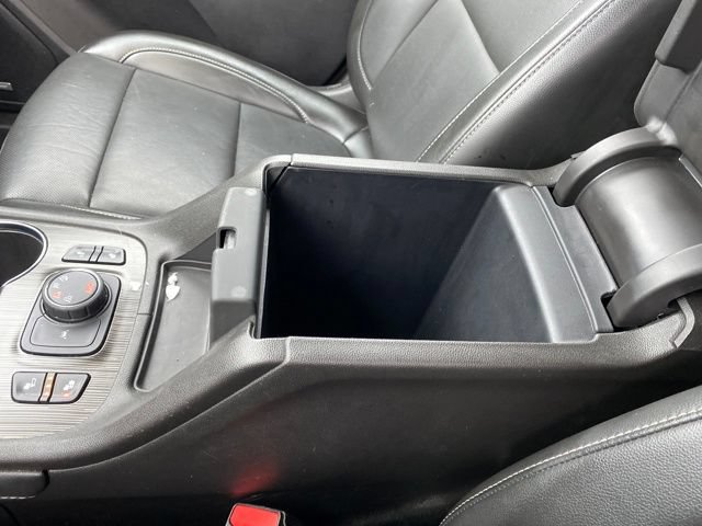 Certified 2023 GMC Acadia SLT AWD/4WD image 15