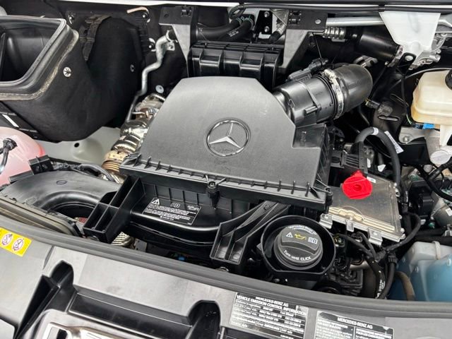 Used 2025 Mercedes-Benz Sprinter 3500 image 37