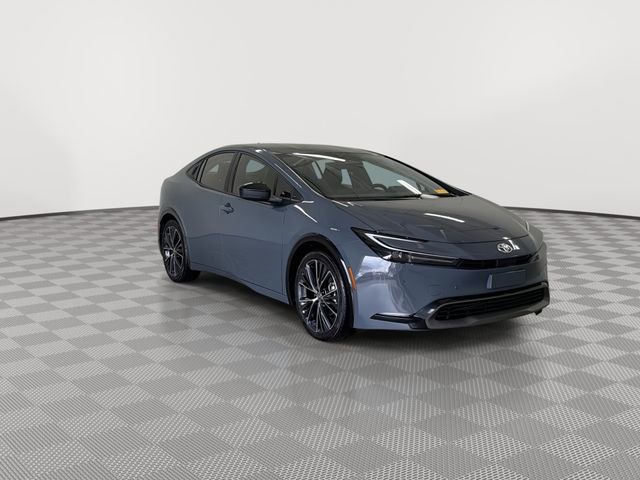 Used 2025 Toyota Prius XLE image 13