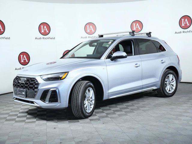 Certified 2023 Audi Q5 2.0T Premium w/ Convenience Package image 4