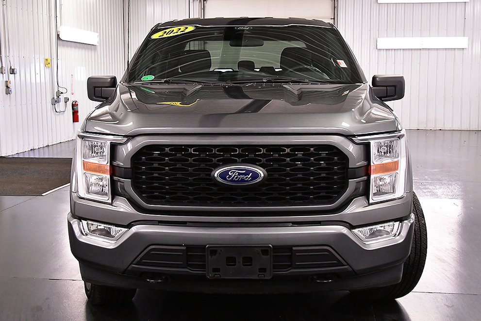 Used 2022 Ford F150 XL w/ STX Appearance Package image 2