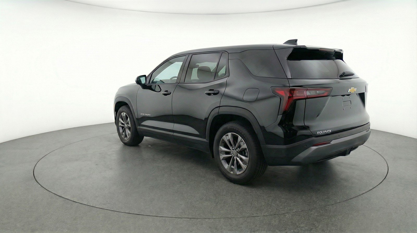 Used 2025 Chevrolet Equinox LT FWD image 6