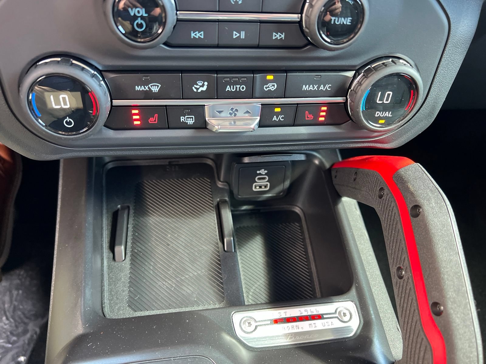 New 2026 Ford Bronco Heritage Edition AWD/4WD image 25