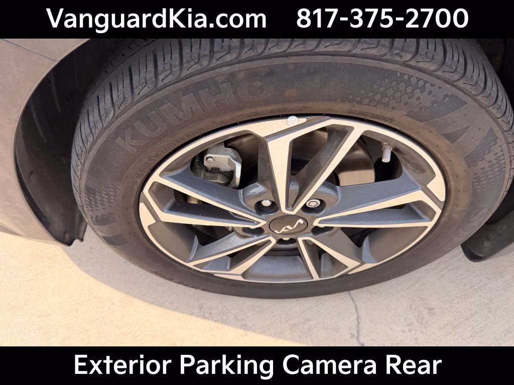 Certified 2024 Kia Forte LXS FWD image 8