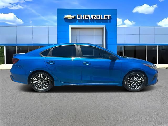 Used 2022 Kia Forte GT-Line w/ GT-Line Premium Package FWD image 2